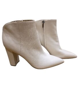 Marc Fisher Cream Pointed-Toe Ankle Booties with Block Heel